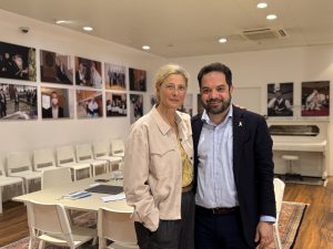 Bezirksamtsleiterin Dr. Bettina Schomburg zu Besuch im Jüdischen Kulturzentrum Hamburg-Nord