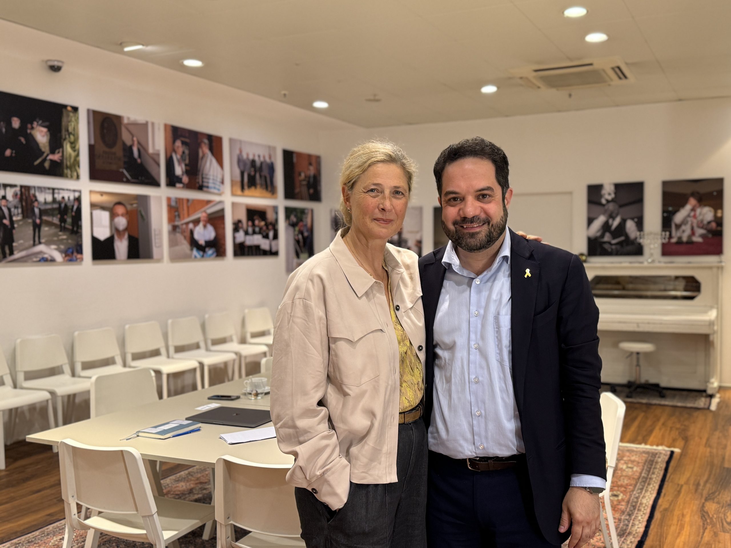 Bezirksamtsleiterin Dr. Bettina Schomburg zu Besuch im Jüdischen Kulturzentrum Hamburg-Nord