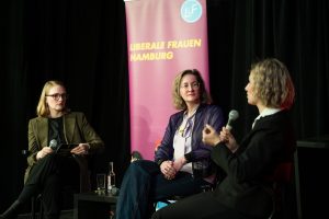 Karoline Preisler in Hamburg: Haltung zeigen gegen Relativierung von Gewalt Foto: © Jüdische Union | Shendl Copitman