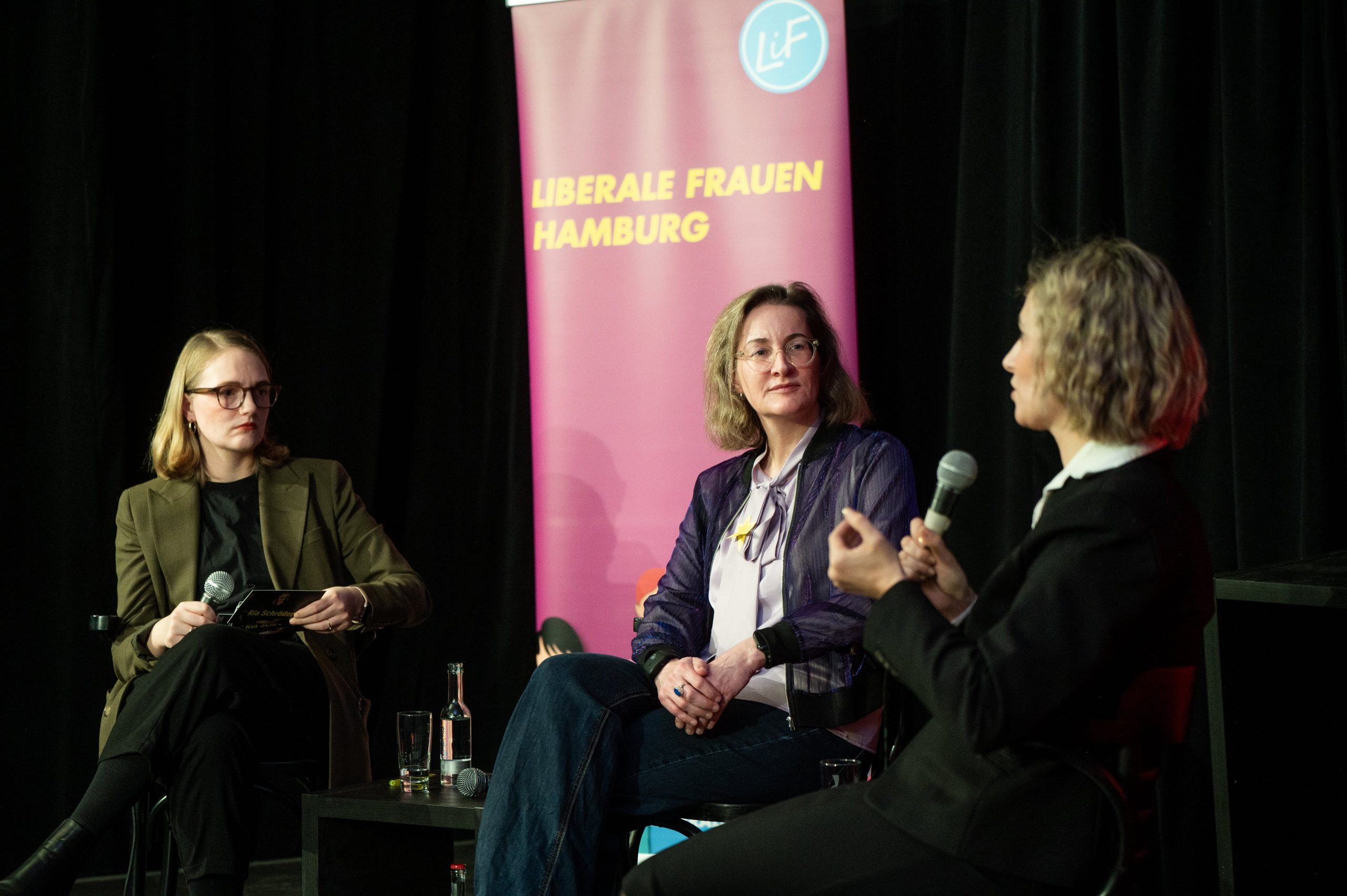 Karoline Preisler in Hamburg: Haltung zeigen gegen Relativierung von Gewalt Foto: © Jüdische Union | Shendl Copitman