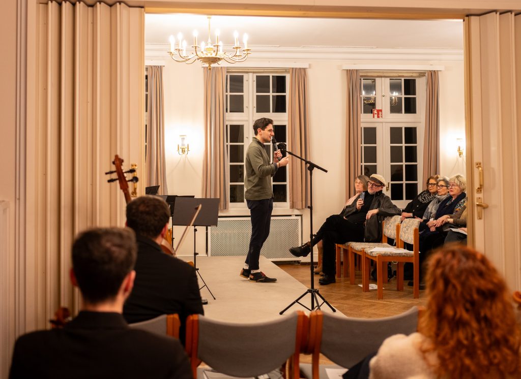 Woche des Gedenkens – ein historischer Moment: Das Jewish Chamber Orchestra Hamburg erstmals im Esther-Bejarano-Saal