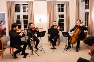 Woche des Gedenkens – ein historischer Moment: Das Jewish Chamber Orchestra Hamburg erstmals im Esther-Bejarano-Saal | Foto: © Shendl Copitman