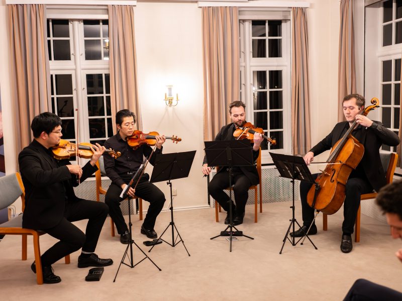 Woche des Gedenkens – ein historischer Moment: Das Jewish Chamber Orchestra Hamburg erstmals im Esther-Bejarano-Saal